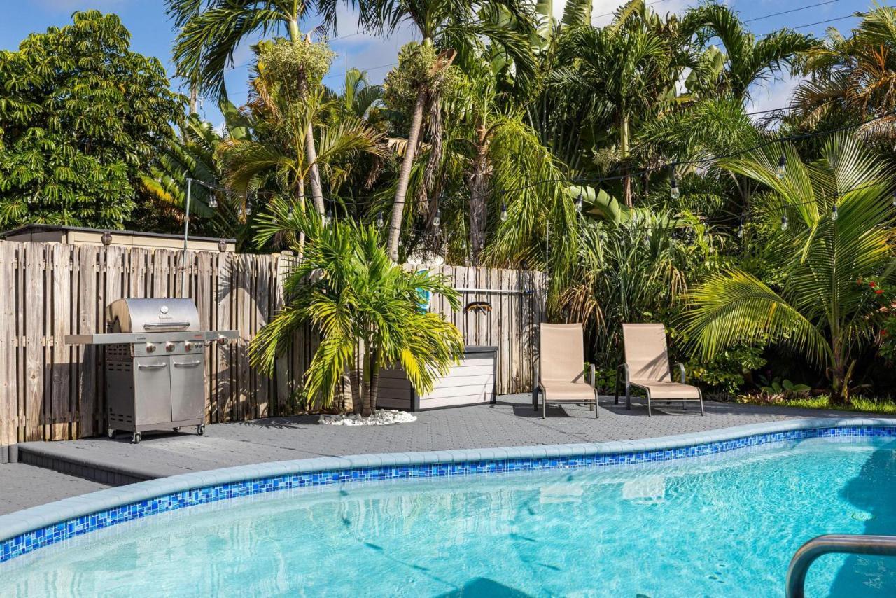 Trendy 3-Bedroom Villa With Saltwater Pool And Yard 劳德代尔堡 外观 照片
